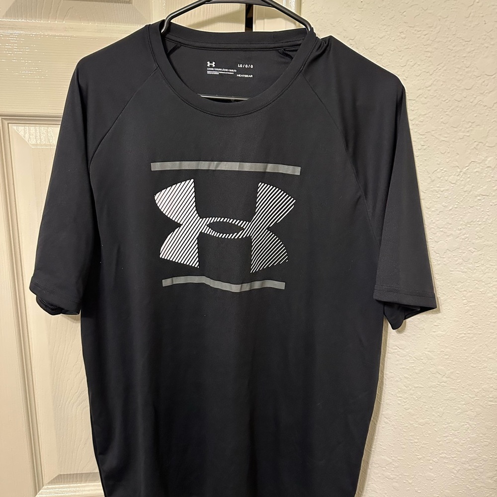 Under Armour Black Short Sleeve Performance Tee
